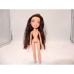 Bratz Yasmin Doll‎ Stamped 2001 on Neck and Back  Mga Original Blue eyes Nice
